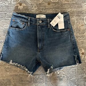 NWT Abercrombie & Fitch High Rise Mom Short
